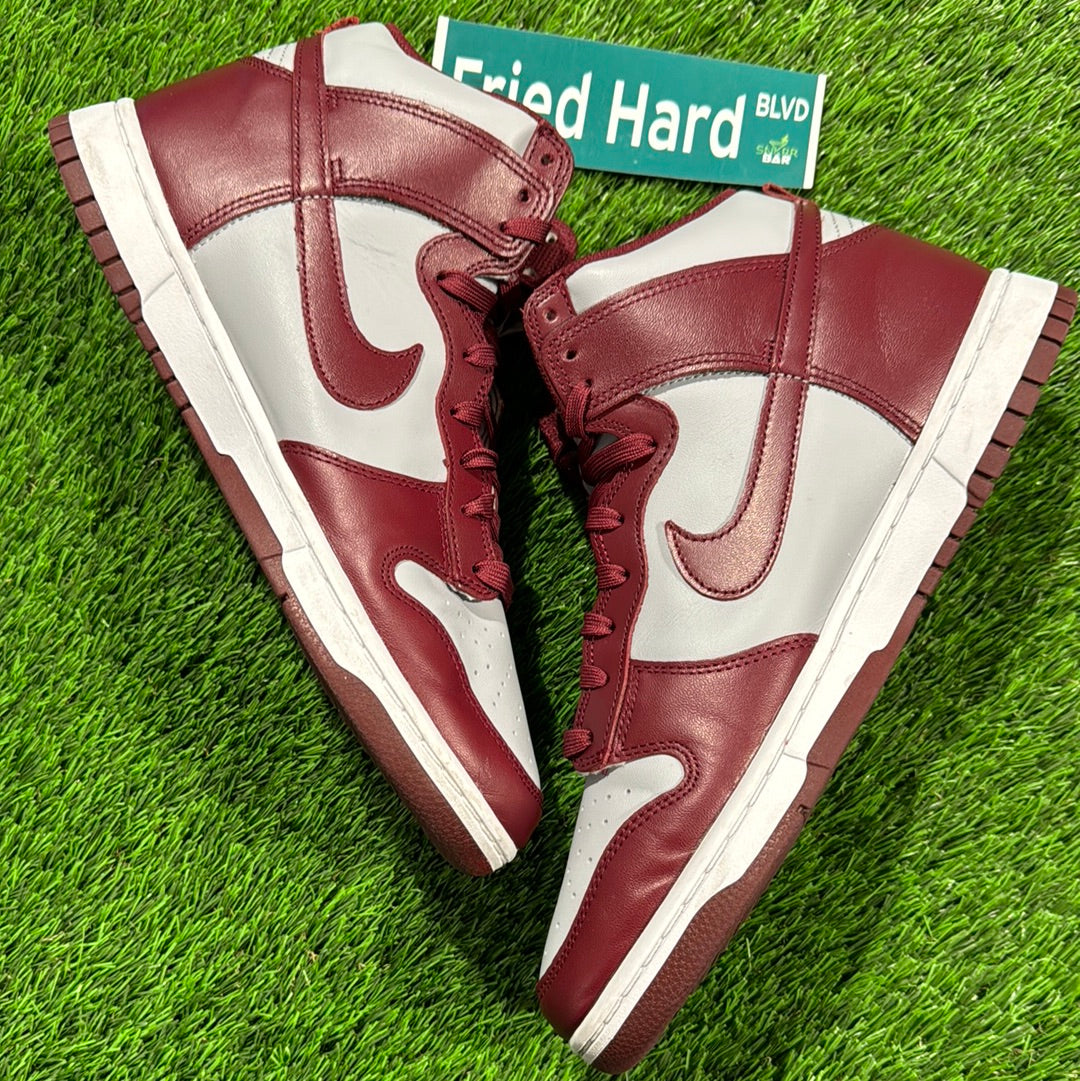 Dunk High 'Dark Beetroot'