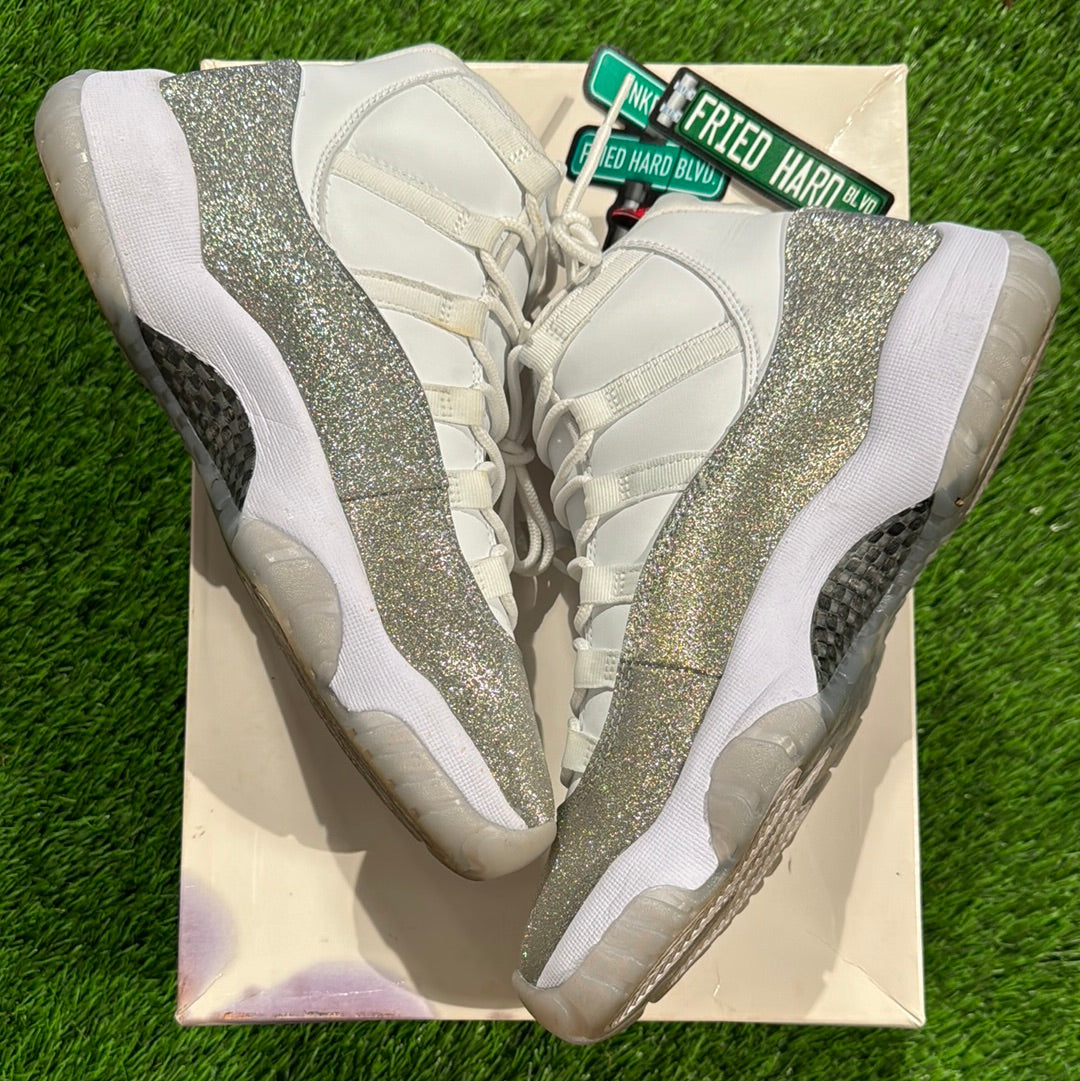 Wmns Air Jordan 11 Retro 'Vast Grey'