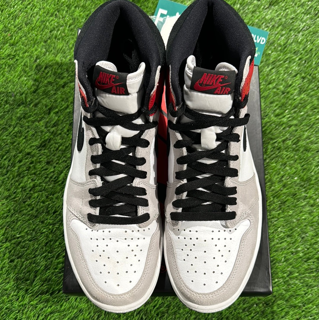Air Jordan 1 Retro High OG 'Smoke Grey'