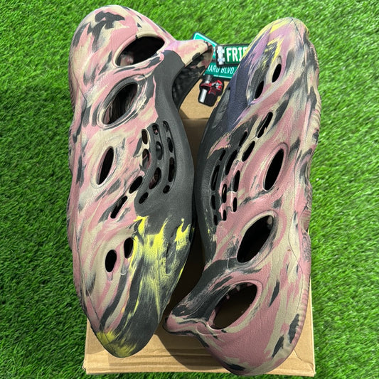 Yeezy Foam Runner 'MX Carbon'