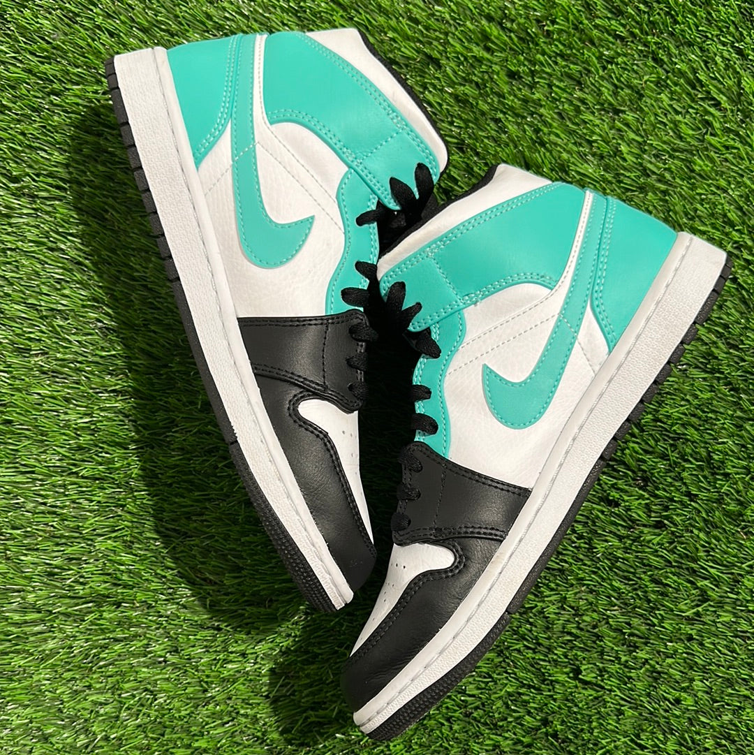 Air Jordan 1 Mid 'Tropical Twist'