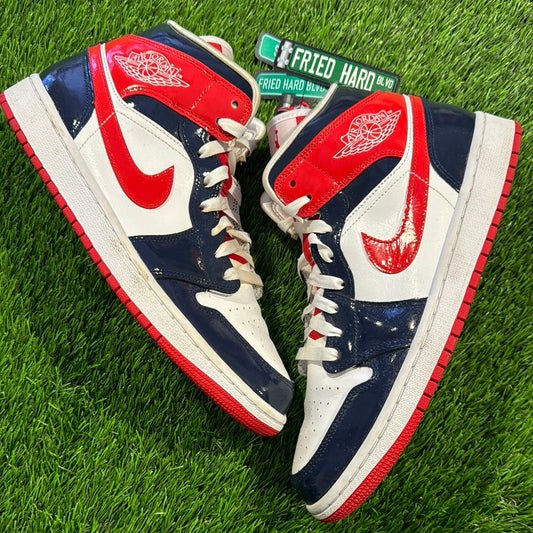 Wmns Air Jordan 1 Mid 'Champ Colors'