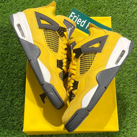 Air Jordan 4 Retro 'Lightning' 2021