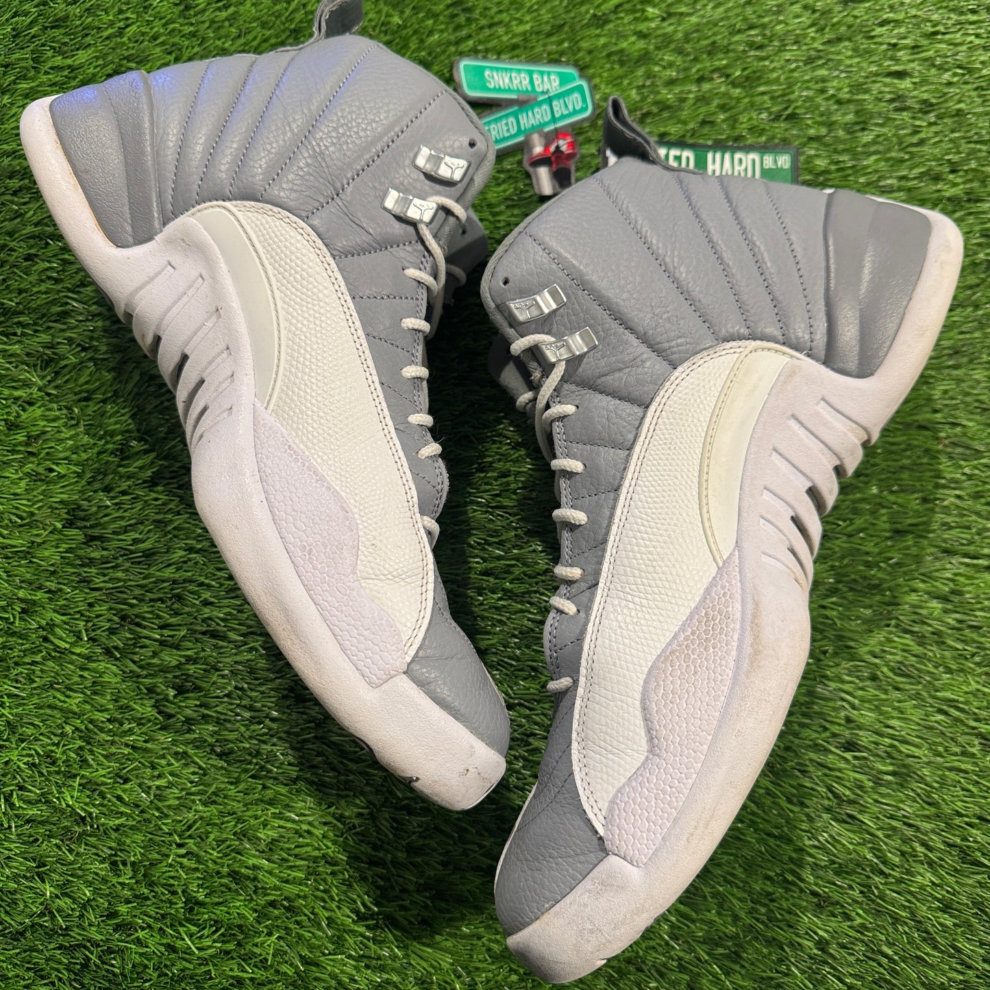 Air Jordan 12 Retro 'Stealth'