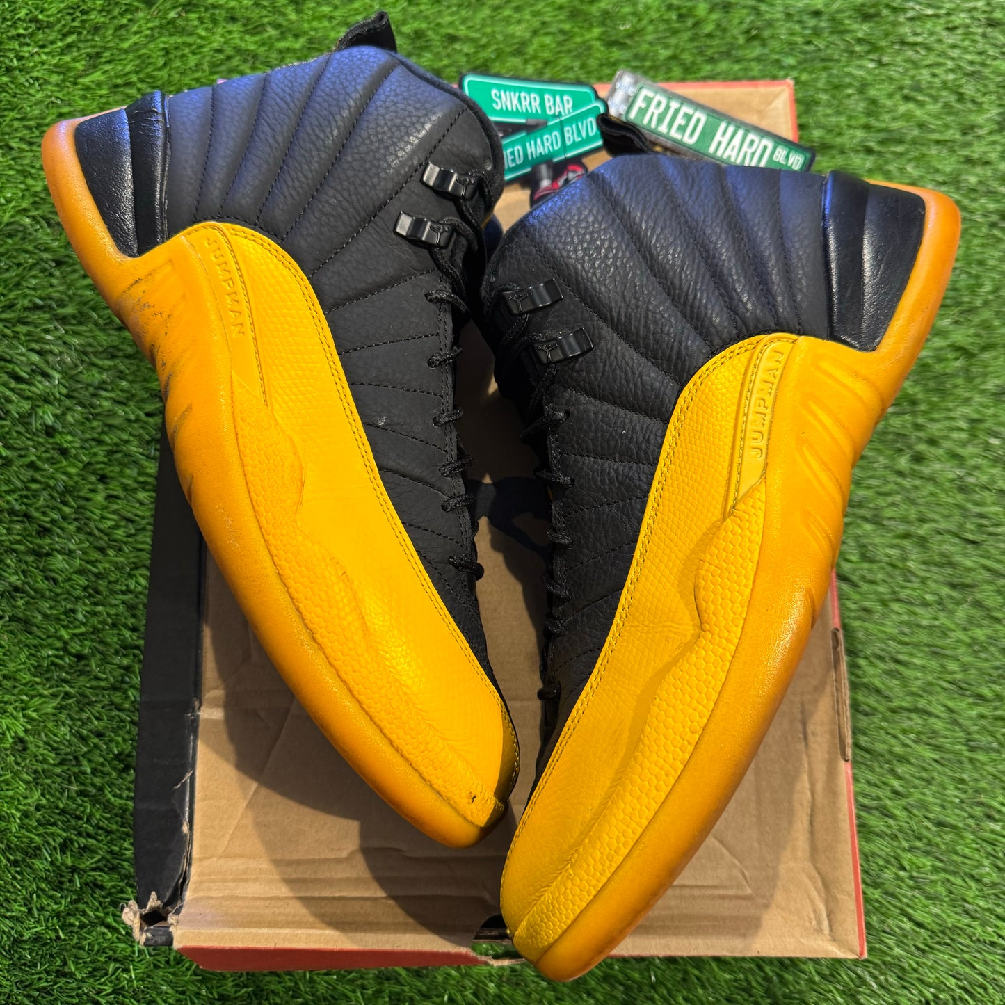 Air Jordan 12 Retro 'University Gold'