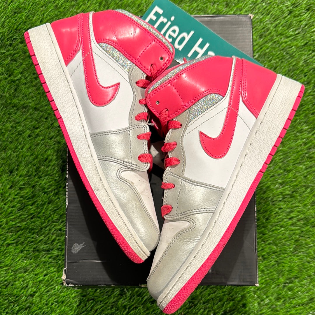 Air Jordan 1 Mid GS 'Platinum Pink'