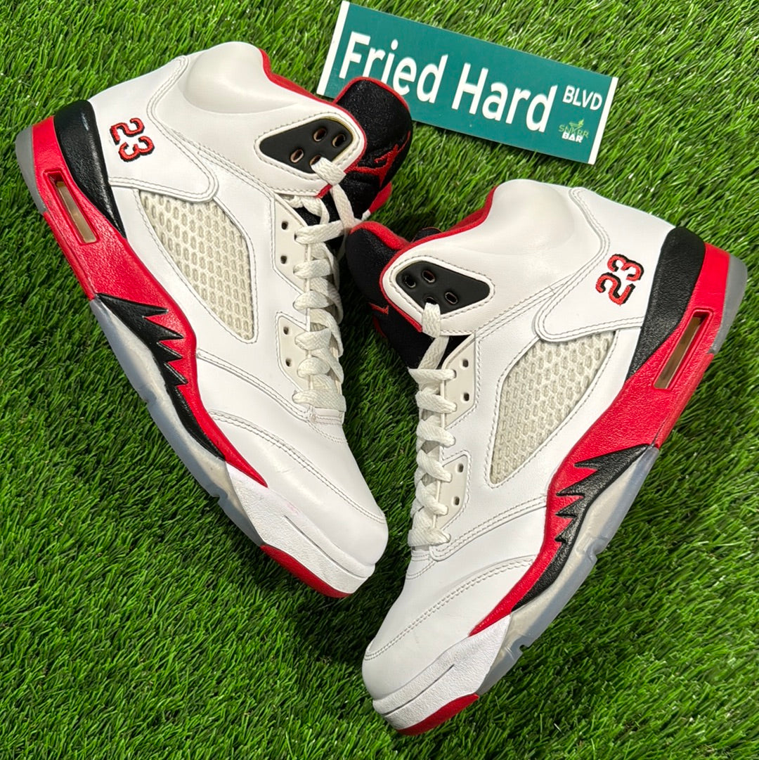Air Jordan 5 Retro 'Fire Red' 2013