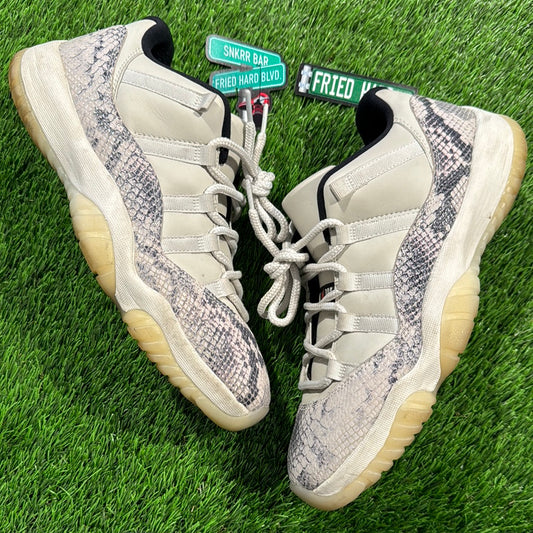 Air Jordan 11 Retro Low 'Light Bone Snakeskin'