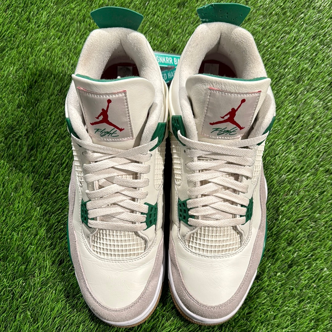 Nike SB x Air Jordan 4 Retro SP 'Pine Green'