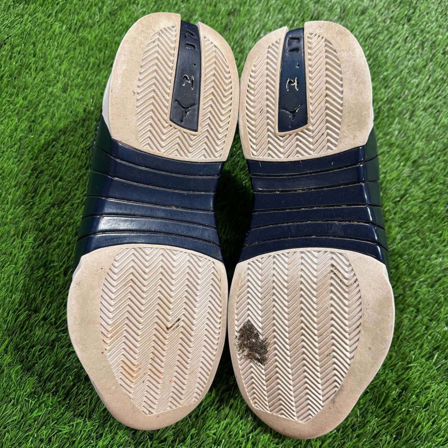 Air Jordan 15 Retro 'Obsidian' 2017