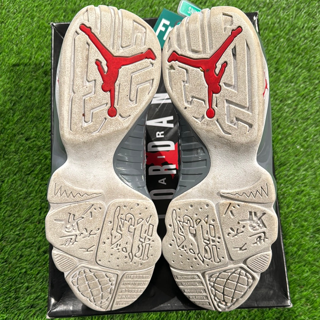 Air Jordan 9 Retro 'Fire Red'