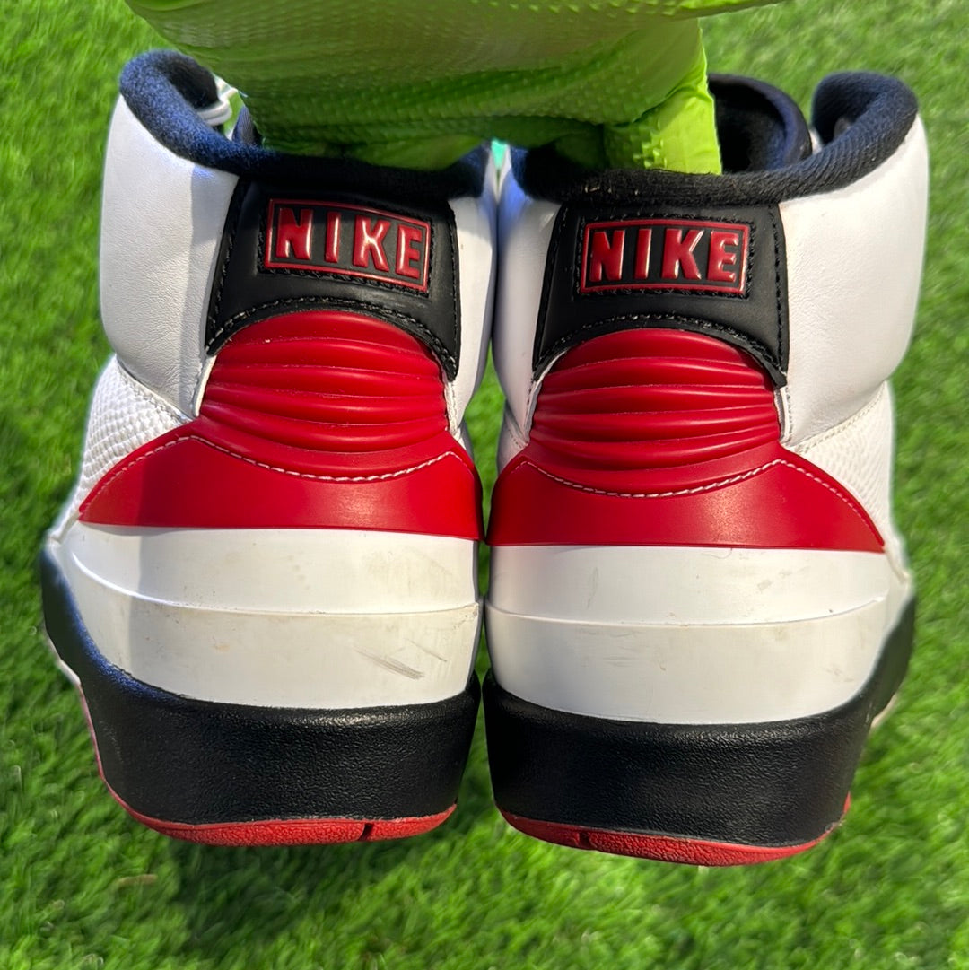 Air Jordan 2 Retro 'Chicago' 2022