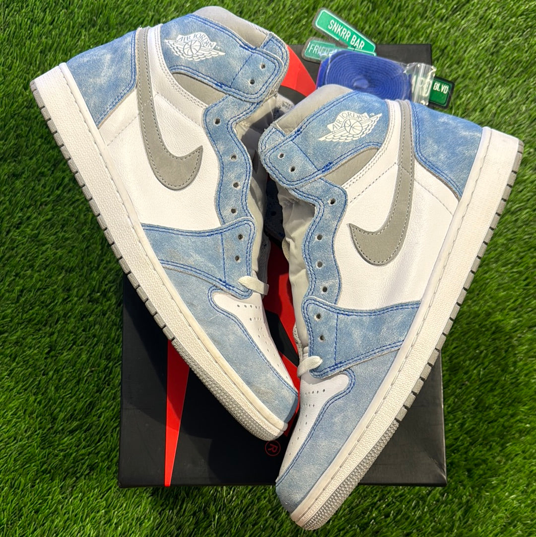 Air Jordan 1 Retro High OG 'Hyper Royal'