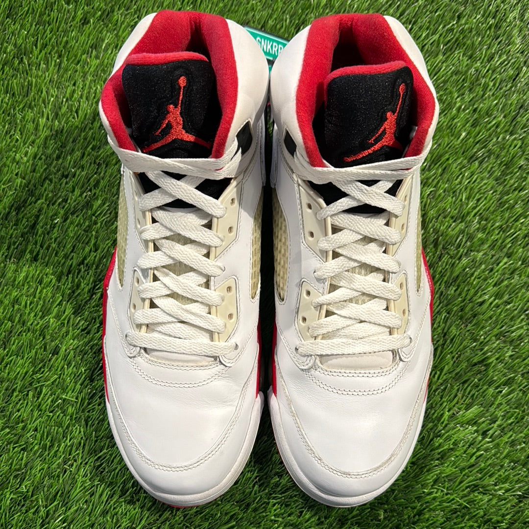 Air Jordan 5 Retro 'Fire Red' 2013