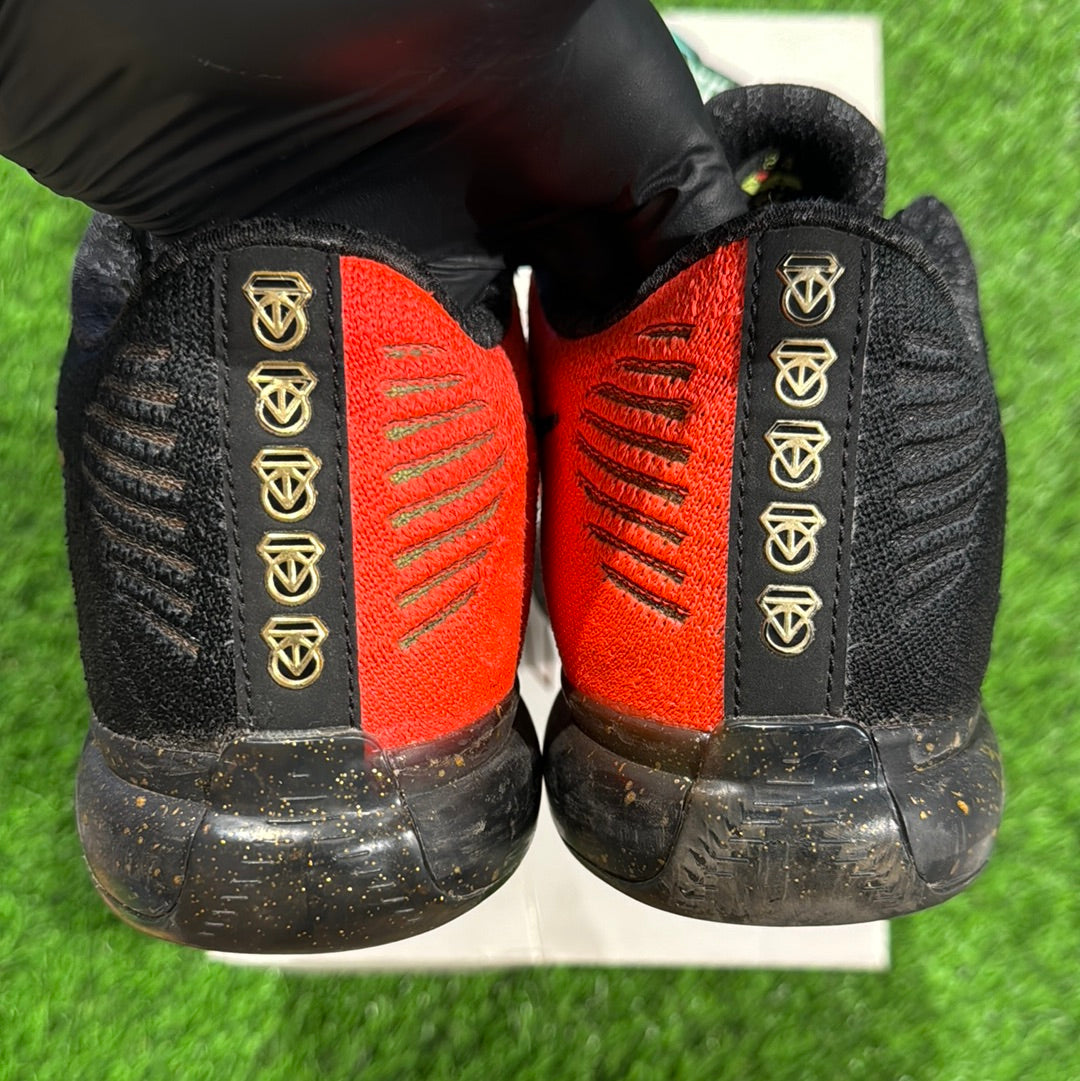 Kobe 10 Elite Low 'Christmas'
