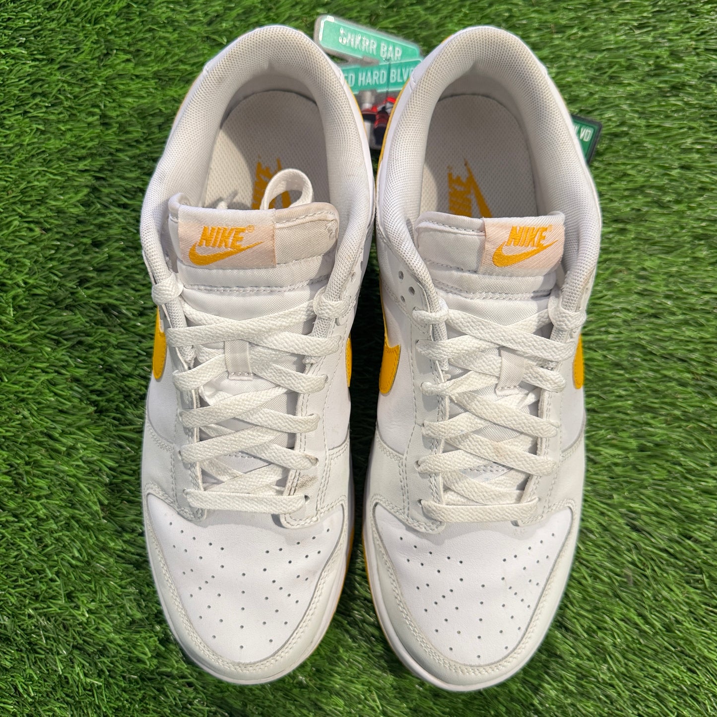 Dunk Low 'White University Gold'