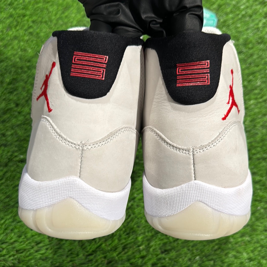 Air Jordan 11 Retro 'Platinum Tint'