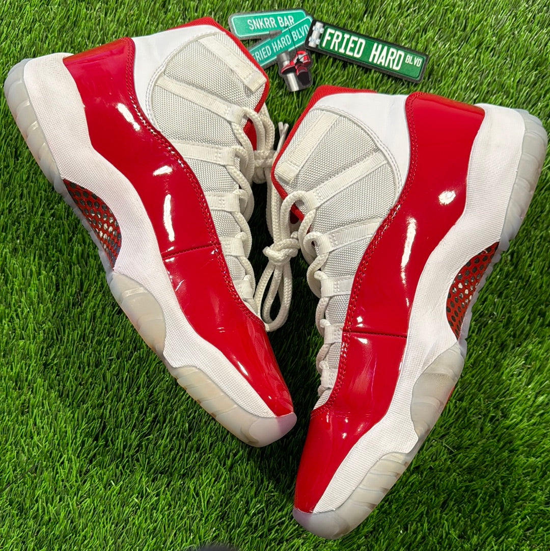 Air Jordan 11 Retro 'Cherry'