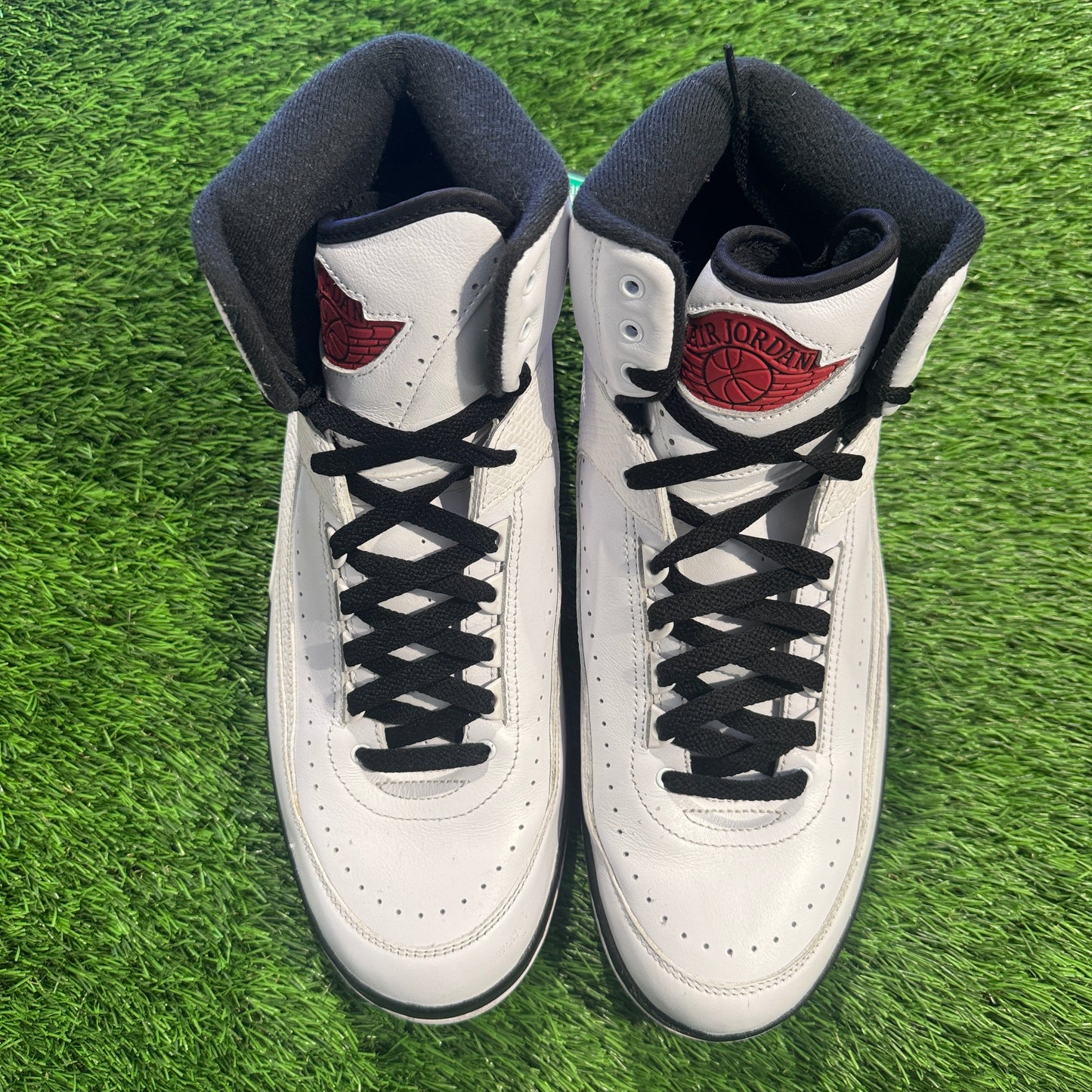 Air Jordan 2 Retro 'Chicago' 2022