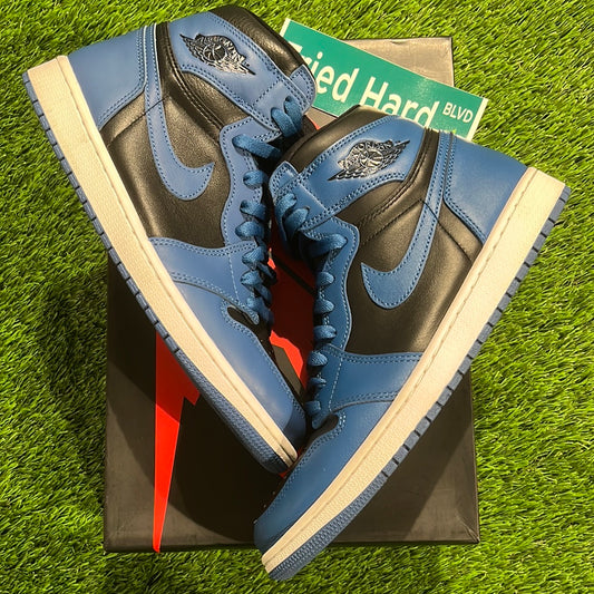 Air Jordan 1 Retro High OG 'Dark Marina Blue'