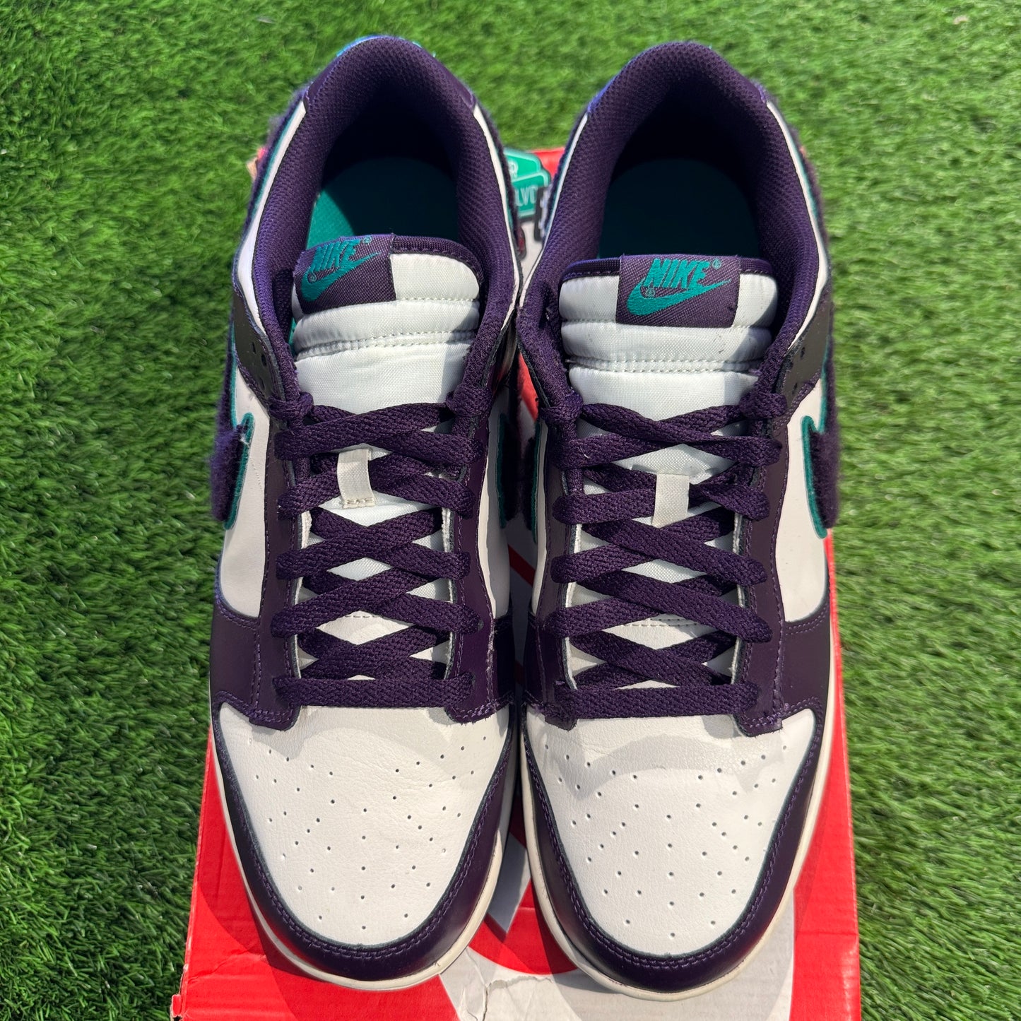 Dunk Low 'Chenille Swoosh - Grand Purple'
