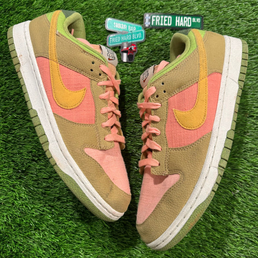 Dunk Low 'Sun Club - Arctic Orange Sanded Gold'
