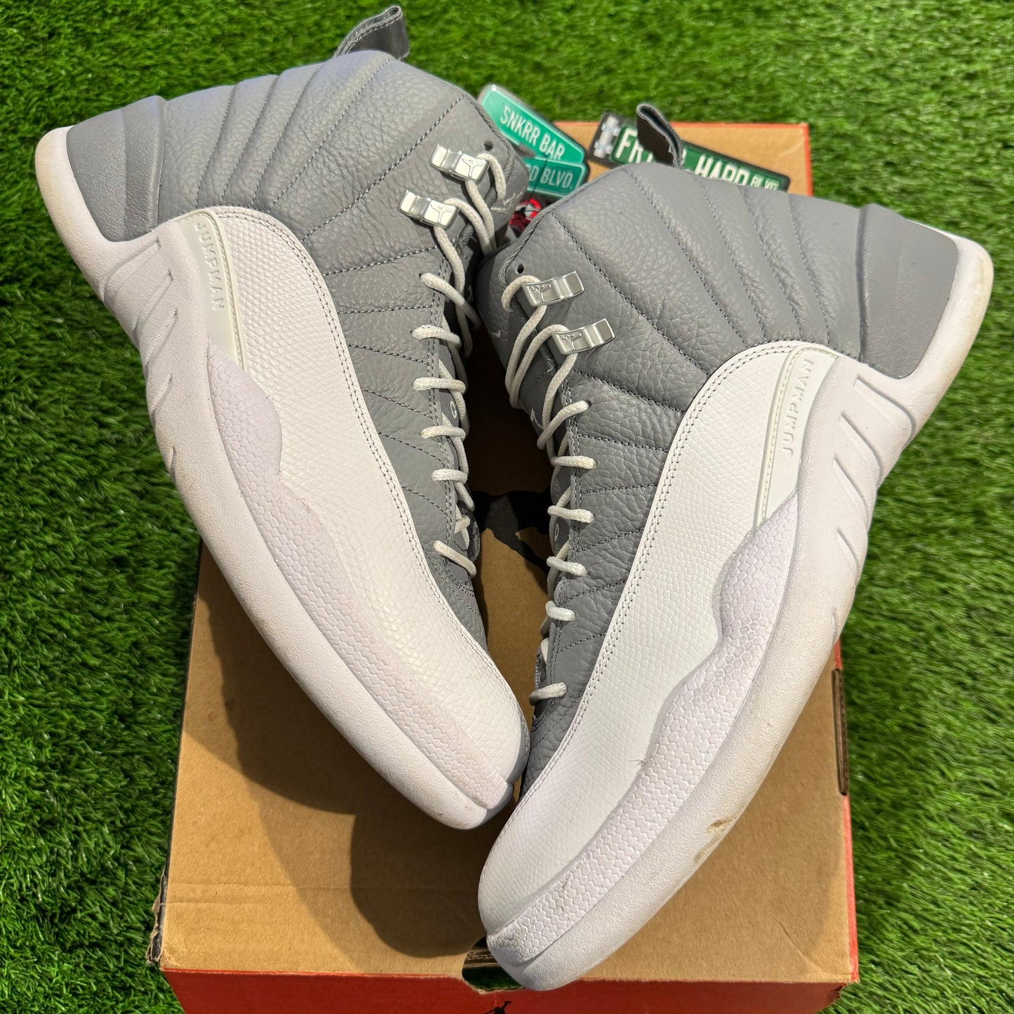 Air Jordan 12 Retro 'Stealth'