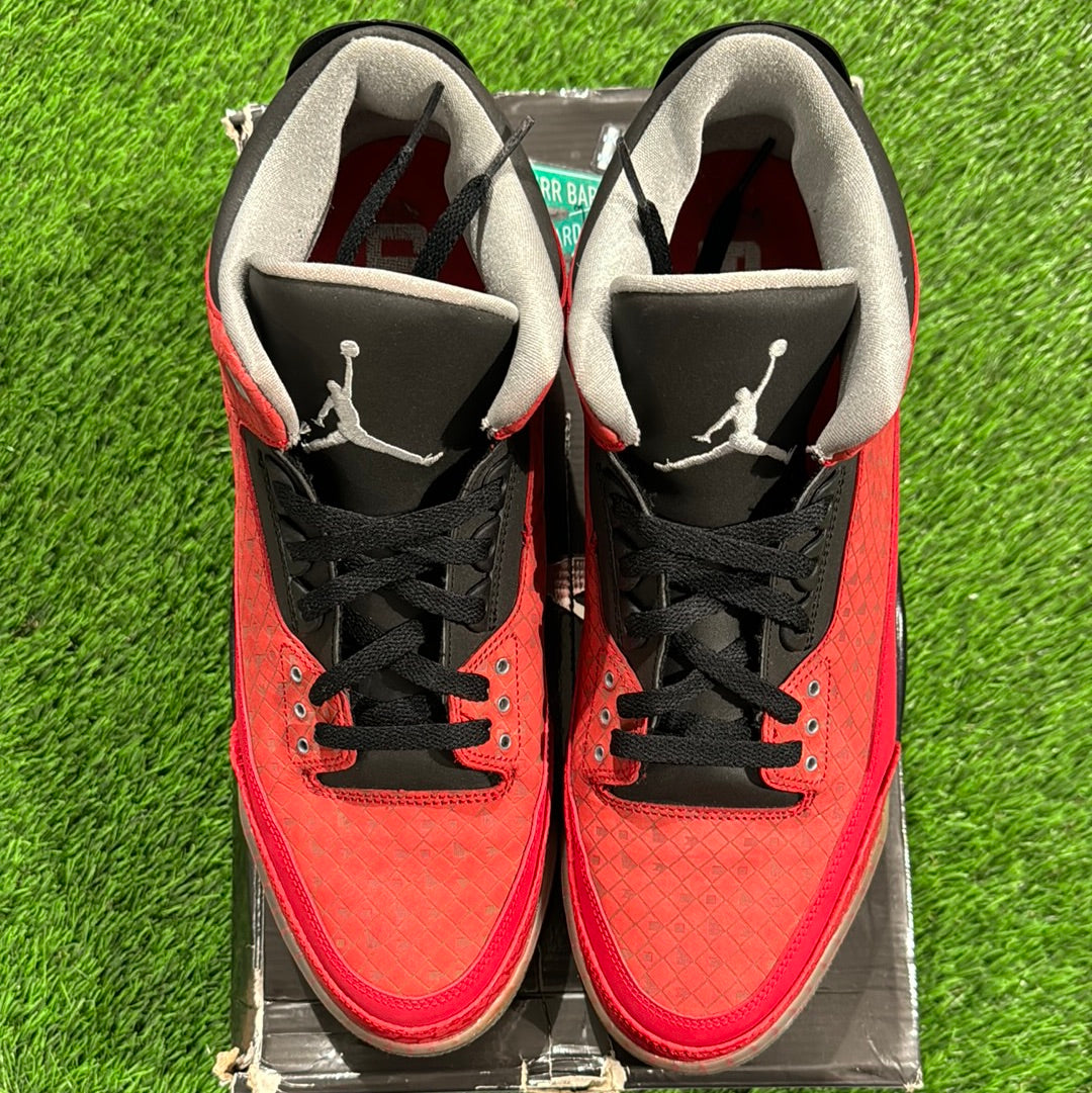 Air Jordan 3 Retro 'Doernbecher' 2010