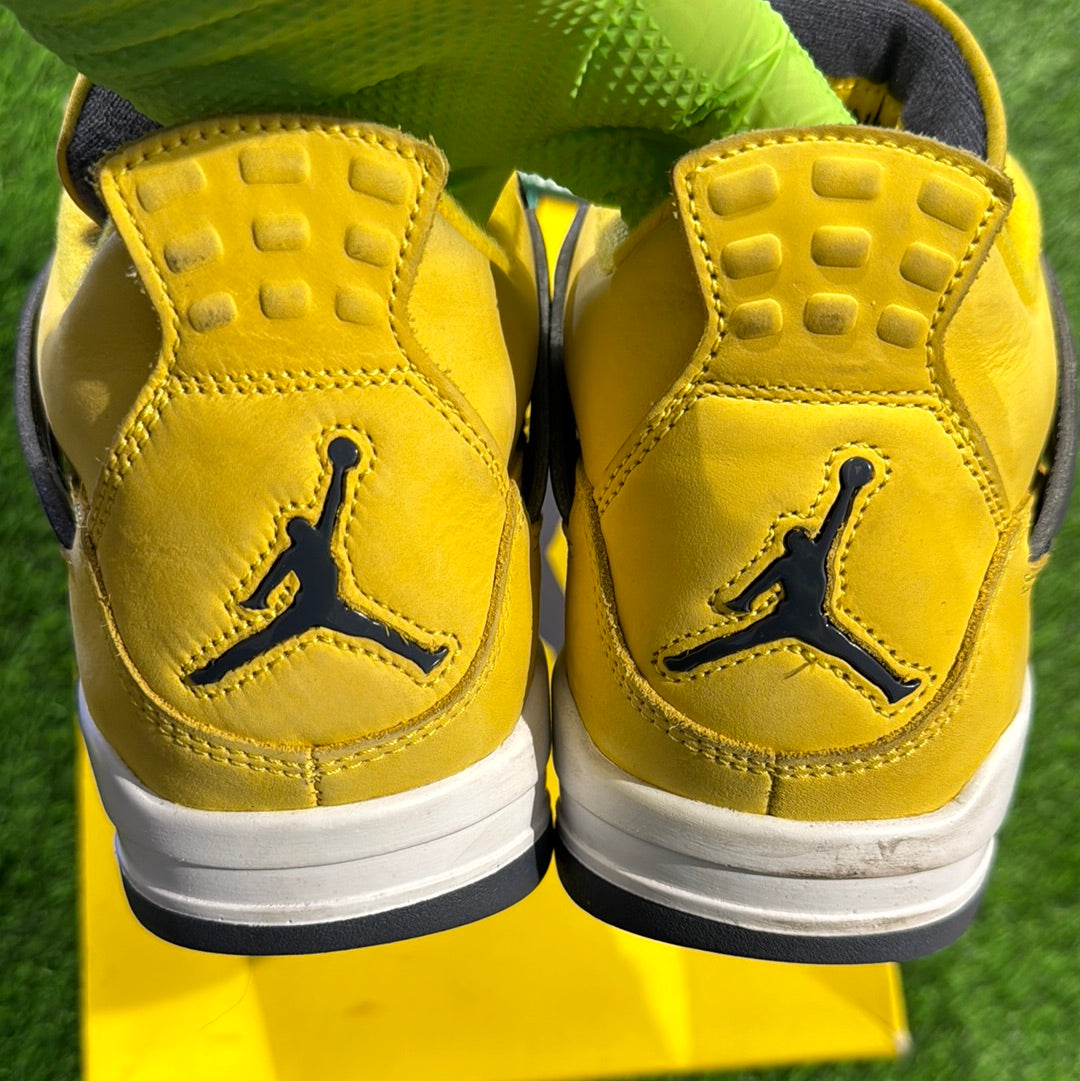 Air Jordan 4 Retro 'Lightning' 2021
