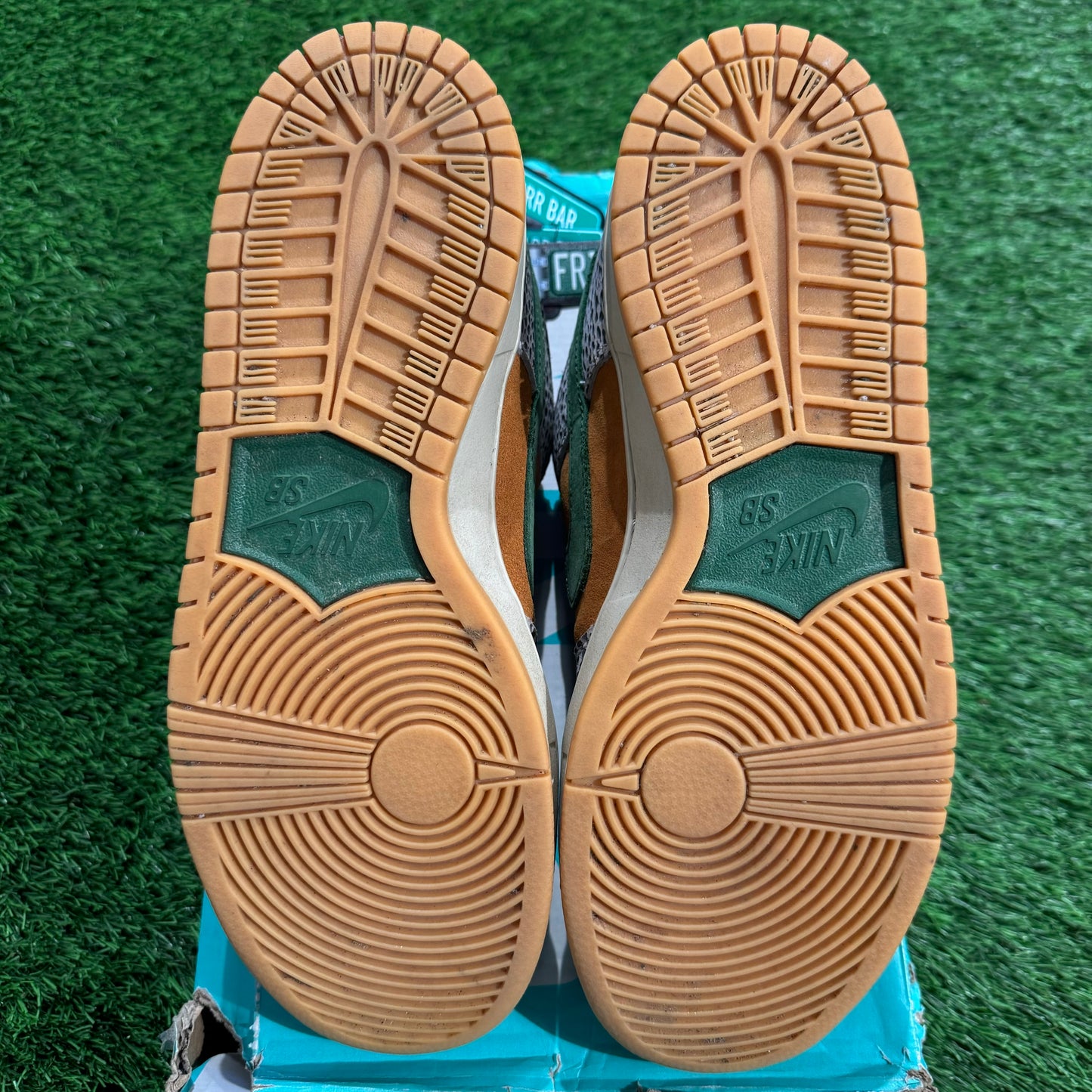 Dunk Low Pro SB 'Safari'