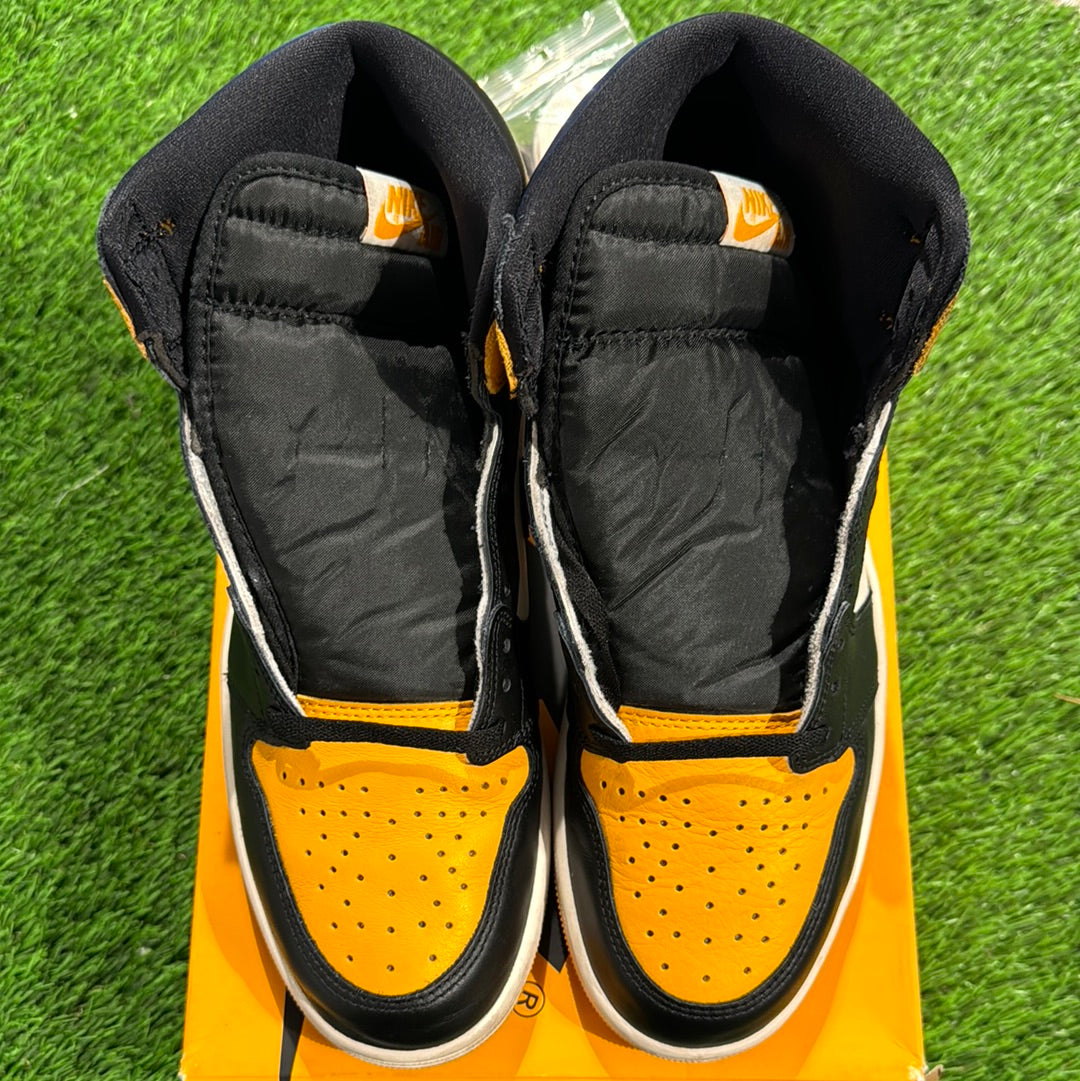 Air Jordan 1 Retro High OG 'Yellow Toe'