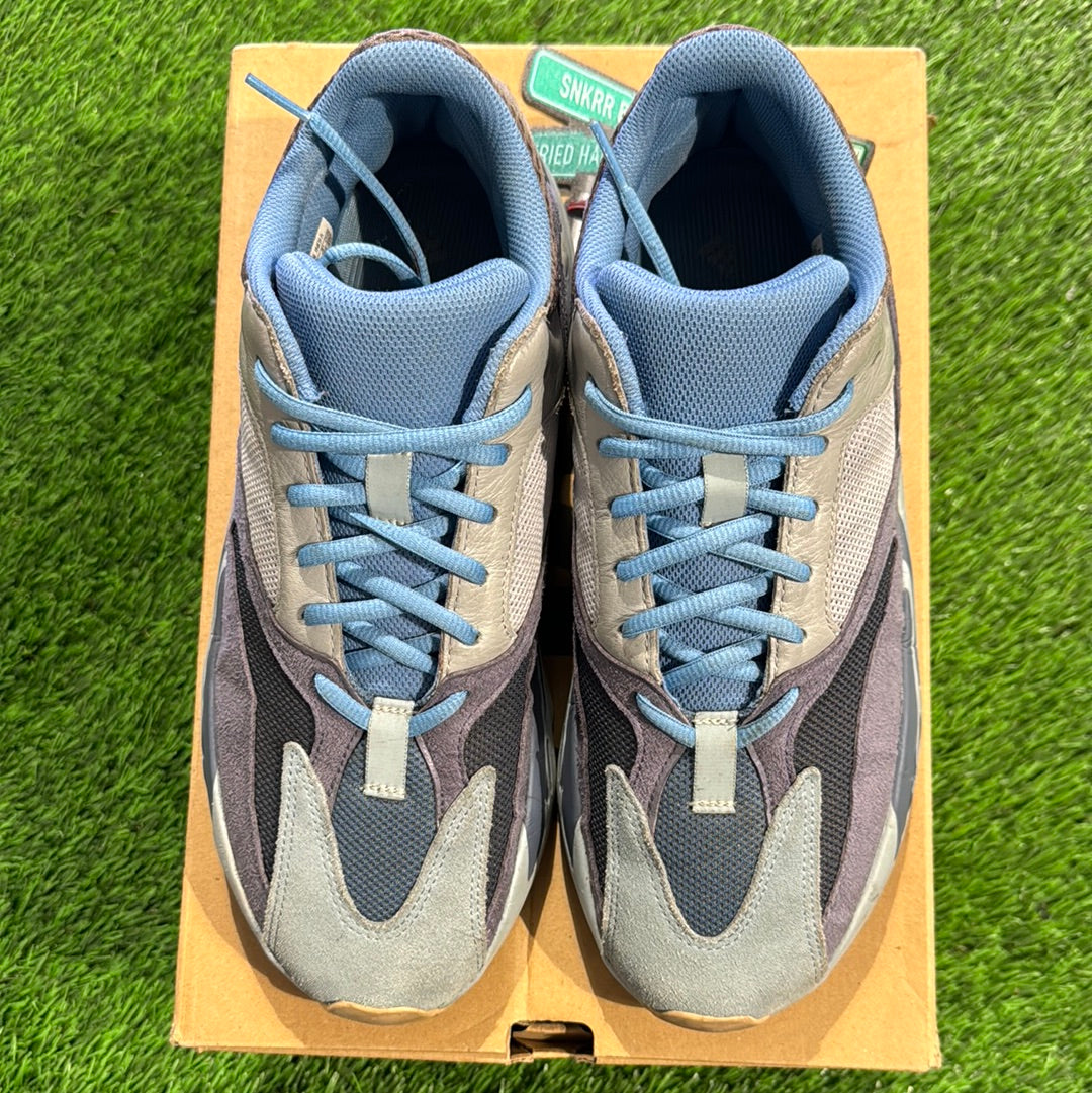 Yeezy Boost 700 'Carbon Blue'