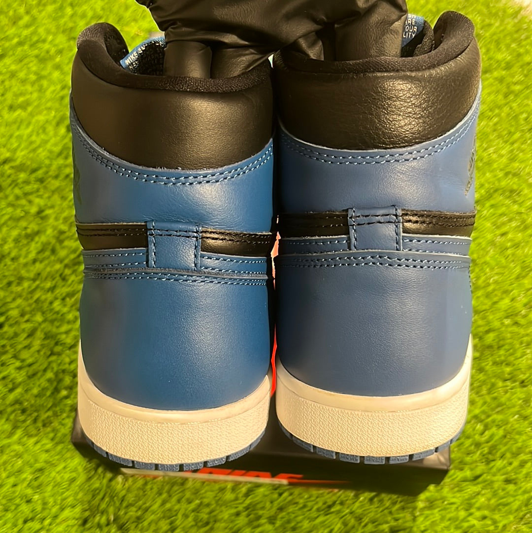 Air Jordan 1 Retro High OG 'Dark Marina Blue'