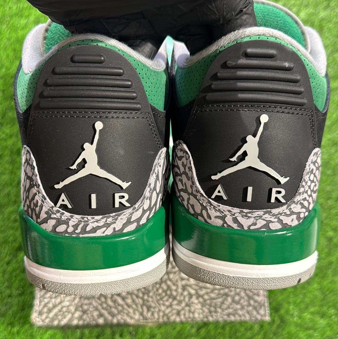 Air Jordan 3 Retro 'Pine Green'