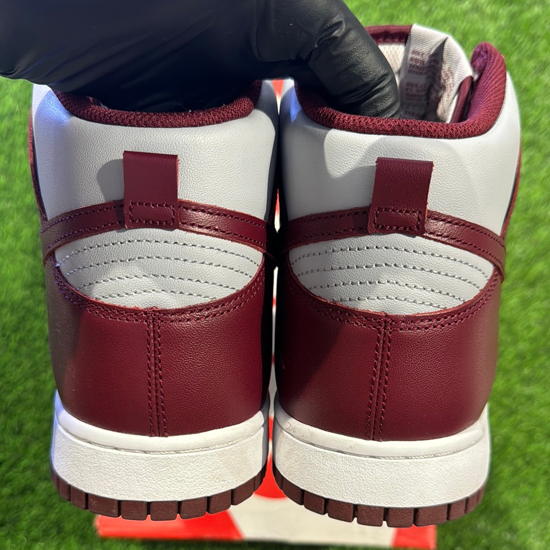 Dunk High 'Dark Beetroot'