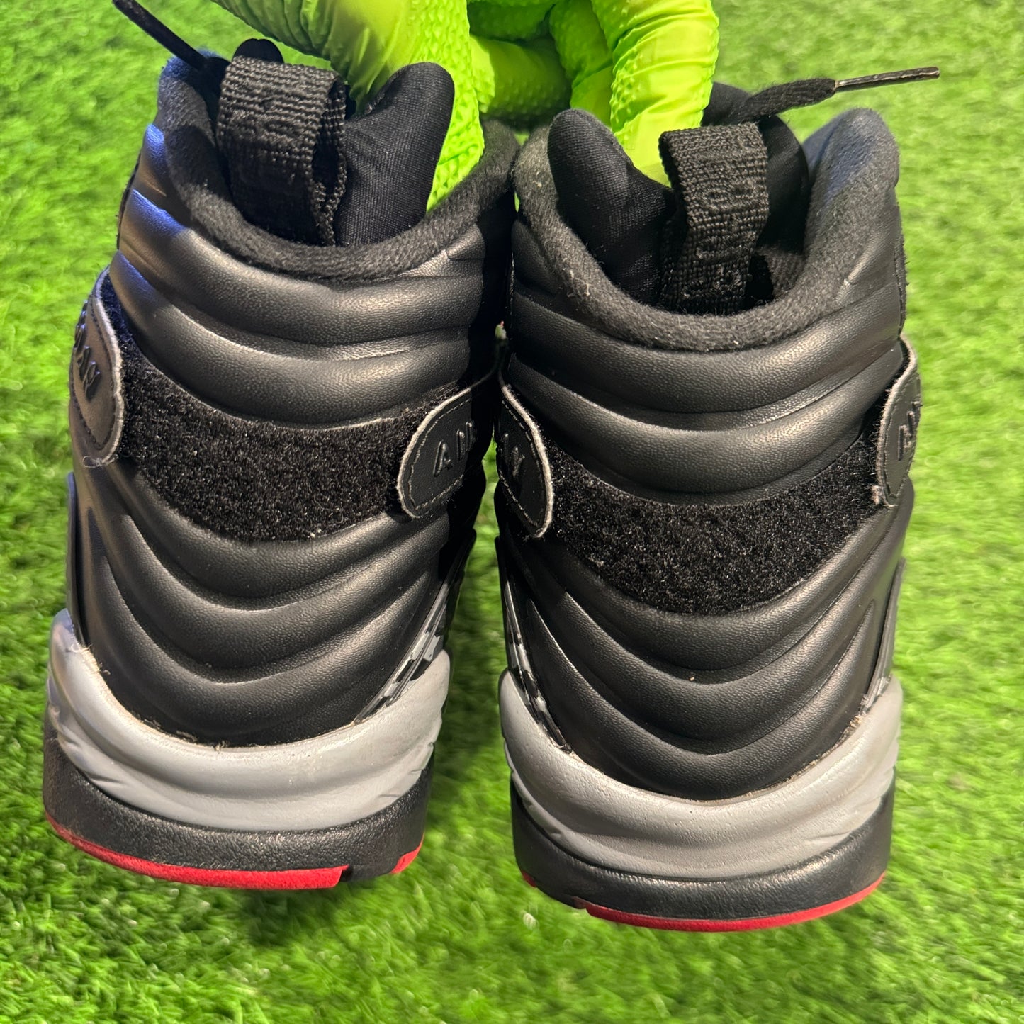 Air Jordan 8 Retro 'Bred'