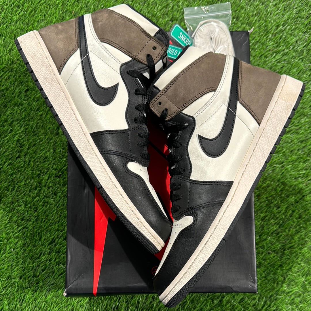 Air Jordan 1 Retro High OG 'Dark Mocha'