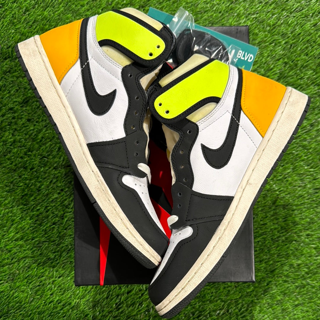 Air Jordan 1 Retro High OG 'Volt Gold'