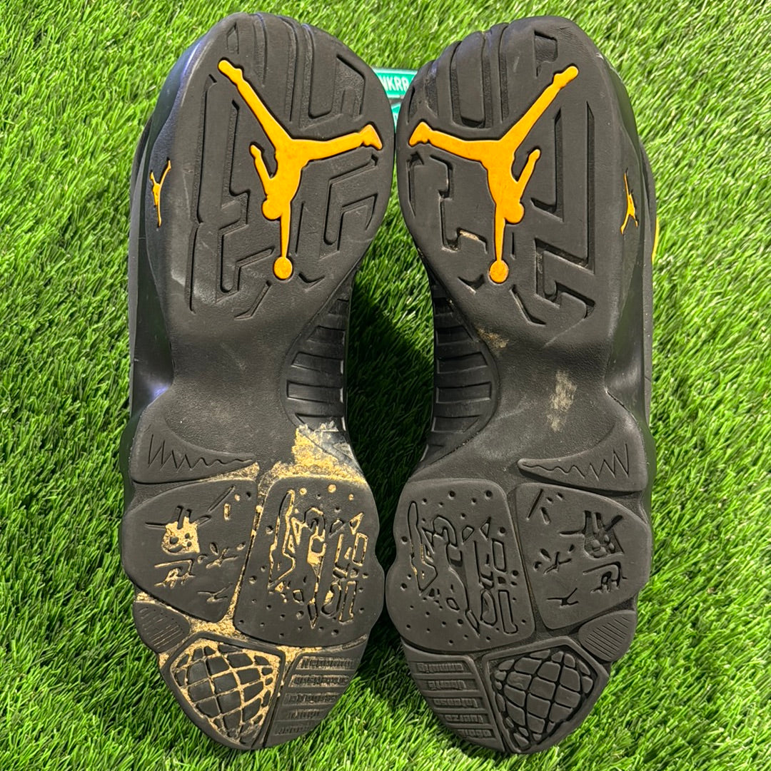 Air Jordan 9 Retro ‘Dark Charcoal University Gold’