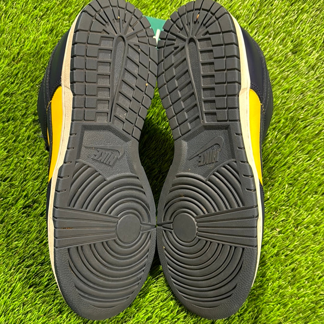 Dunk Low 'Michigan' 2021