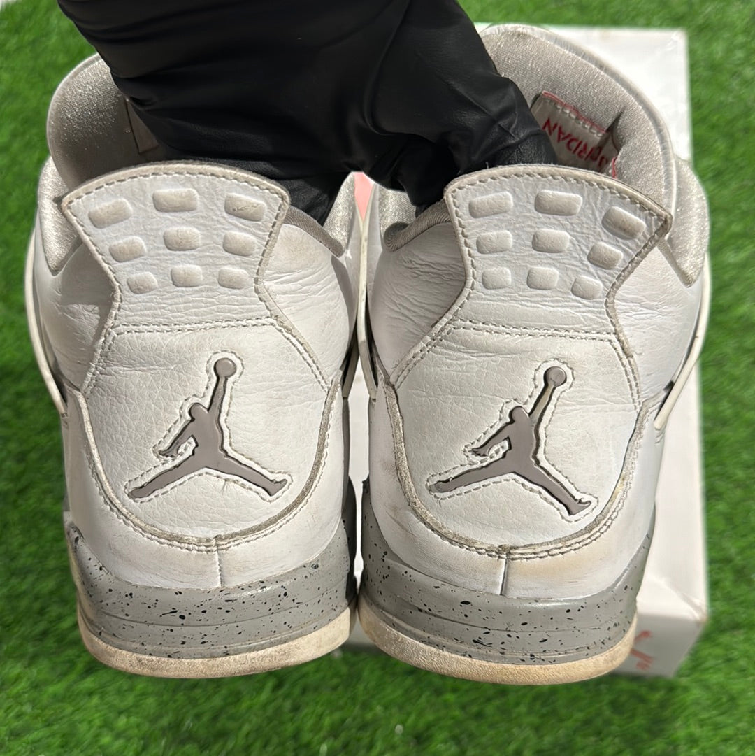 Air Jordan 4 Retro 'White Oreo'