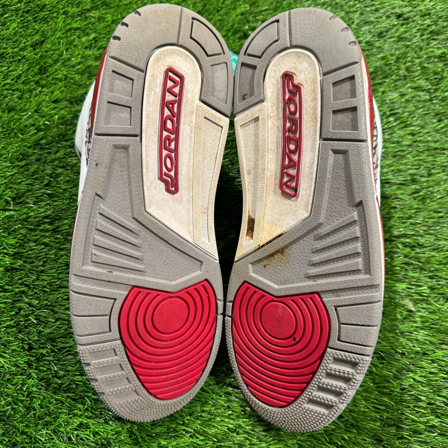 Air Jordan 3 Retro 'Cardinal Red'