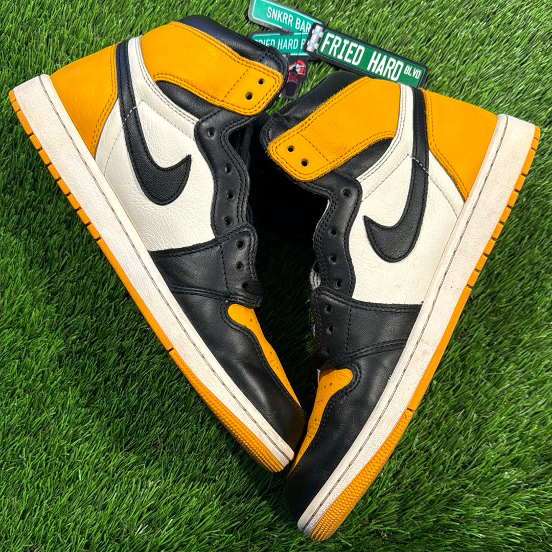 Air Jordan 1 Retro High OG 'Yellow Toe'