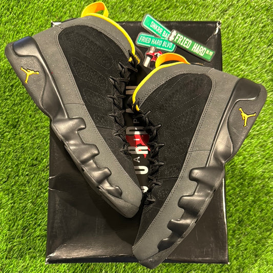 Air Jordan 9 Retro ‘Dark Charcoal University Gold’