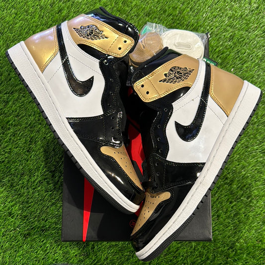 Air Jordan 1 Retro High OG NRG 'Gold Toe'