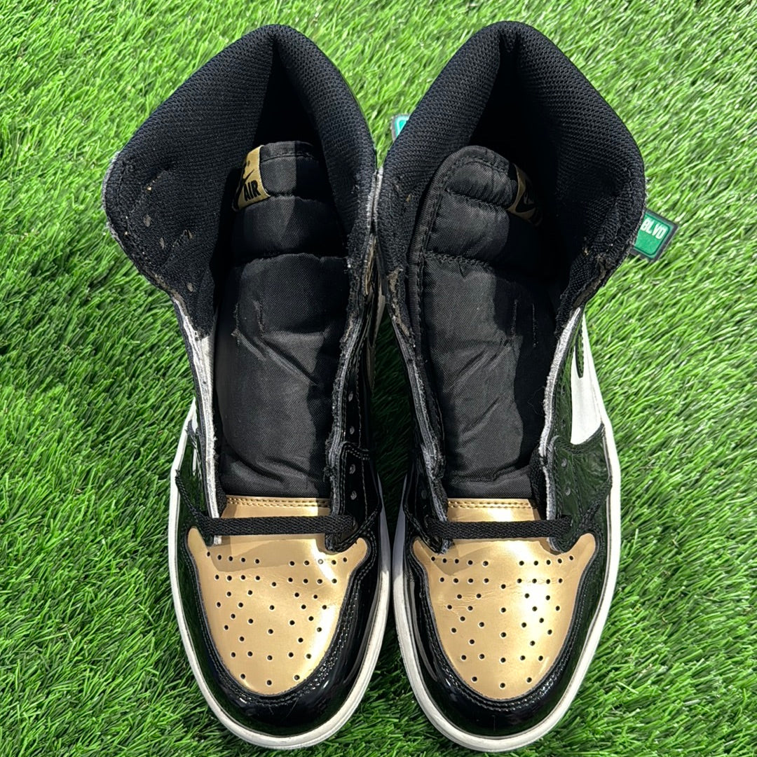 Air Jordan 1 Retro High OG NRG 'Gold Toe'