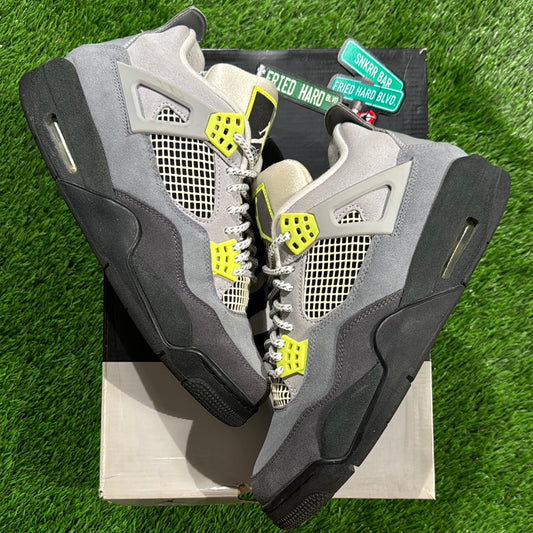 Air Jordan 4 Retro SE 'Neon 95'