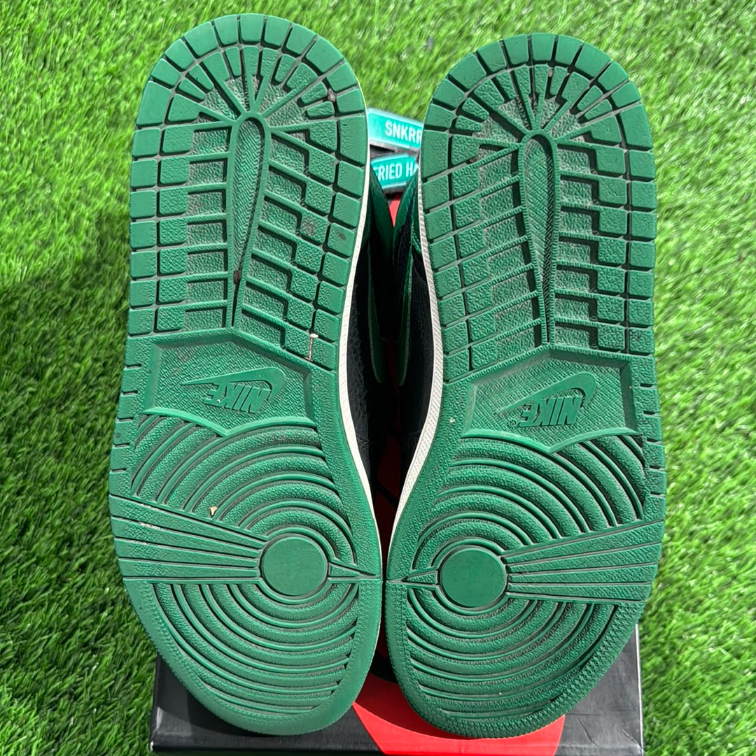 Air Jordan 1 Retro High OG 'Pine Green 2.0'