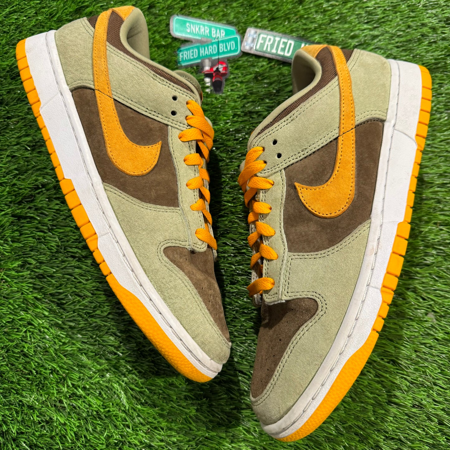 Dunk Low 'Dusty Olive'