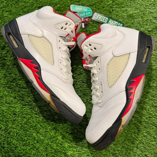 Air Jordan 5 Retro 'Fire Red' 2013